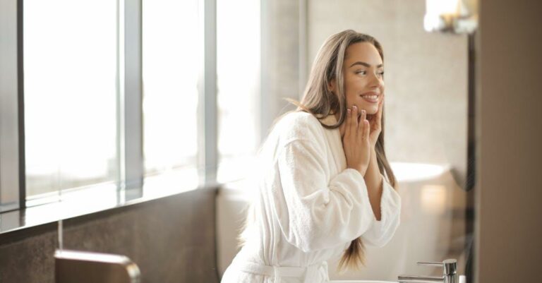 Read more about the article Sådan vælger du den rette brusevæg: Tips og overvejelser